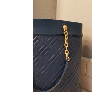 Tory Burch Fleming medium tote, used